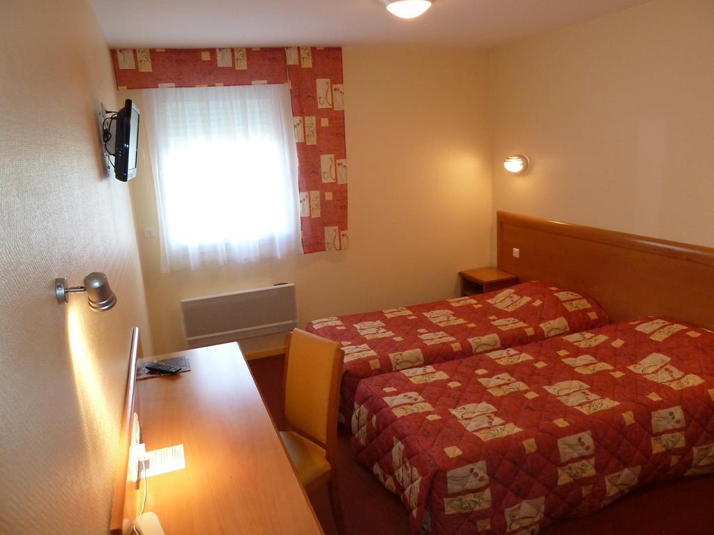 Hotel La Colombiere Cantal Масьяк Екстер'єр фото